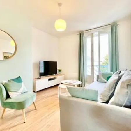 Apartment Art Deco I Center I High-speed Wi-fi I Bright Saint-Nazaire (Loire-Atlantique)