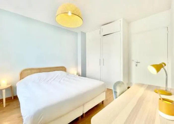 Art Deco I Center I High-speed Wi-fi I Bright *