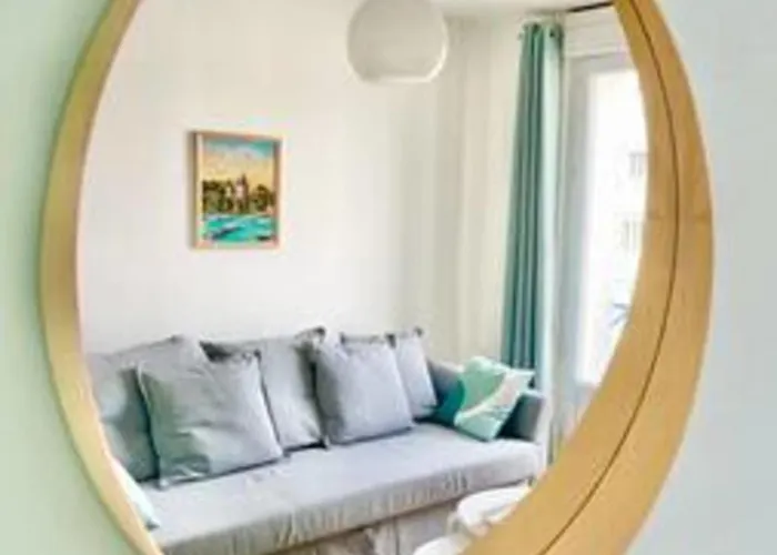 Art Deco I Center I High-speed Wi-fi I Bright Apartament *