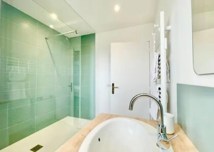 Art Deco I Center I High-speed Wi-fi I Bright